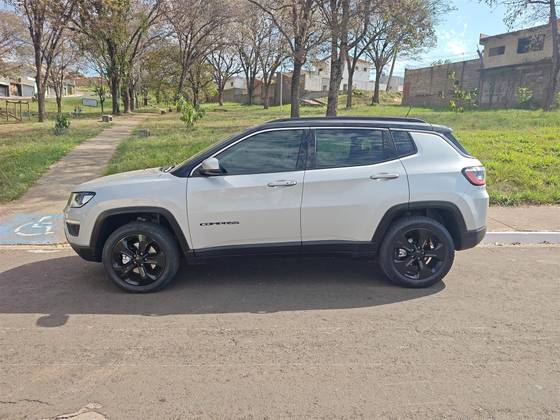 JEEP COMPASS 2.0 16V DIESEL LONGITUDE 4X4 AUTOMÁTICO JEEP COMPASS 2.0 16V DIESEL LONGITUDE 4X4 AUTOMÁTICO